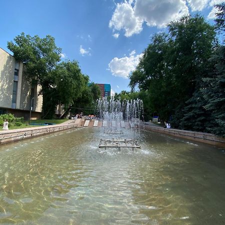 Квартира В Центре Алматы Exterior photo